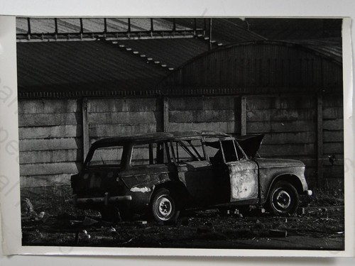 Wrecked estate car - car, out