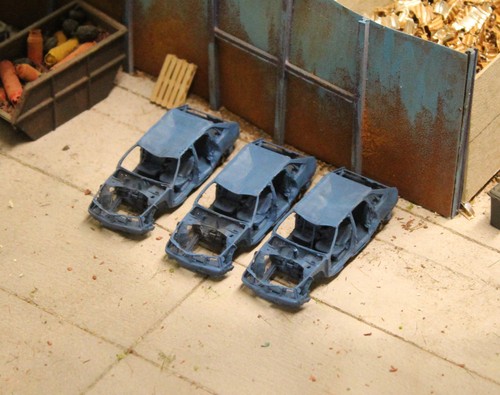 Scrap car gutted blue pack - car,