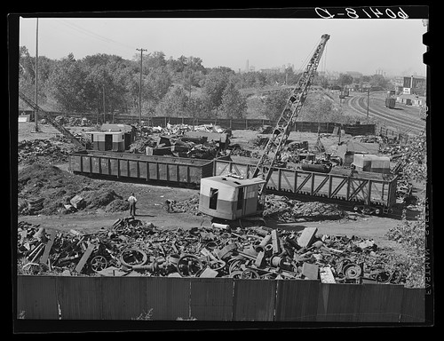 Photo loading scrap - scrap, onto
