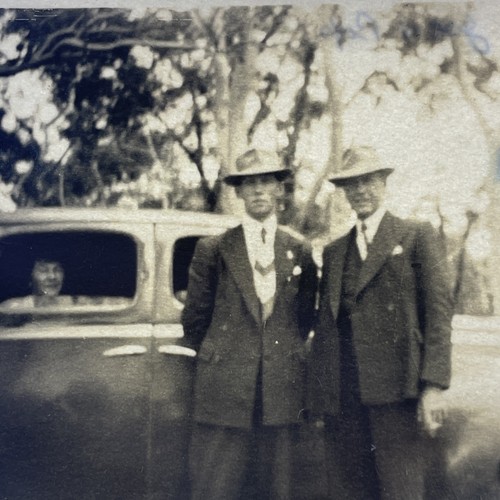 Original vintage photo - b&w,