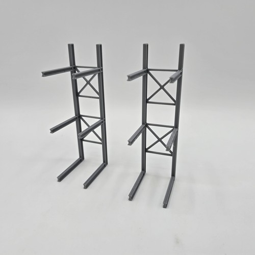Scale scrap car racking - 1/50,